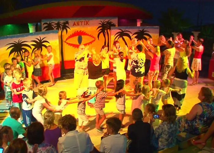 Antik Garden And Antik 호텔 3*