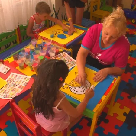 Antik Garden And Antik Otel 3*