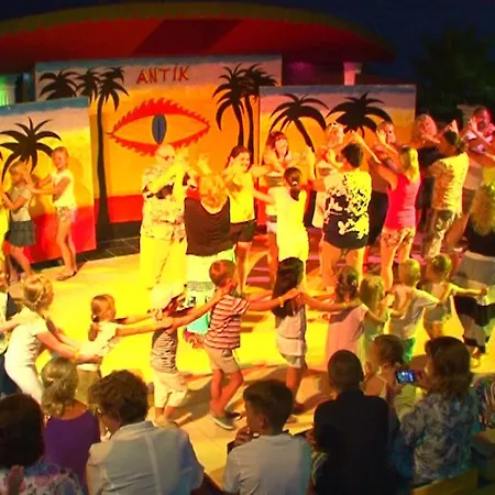 Antik Garden And Antik Otel 3*