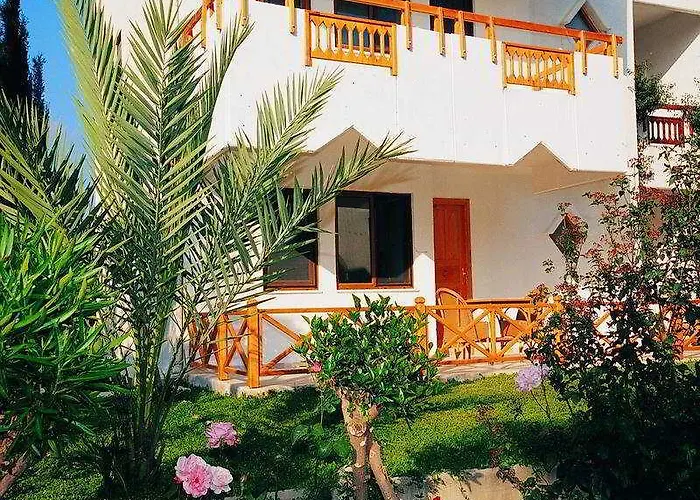 Antik Garden And Antik Hotel Avsallar