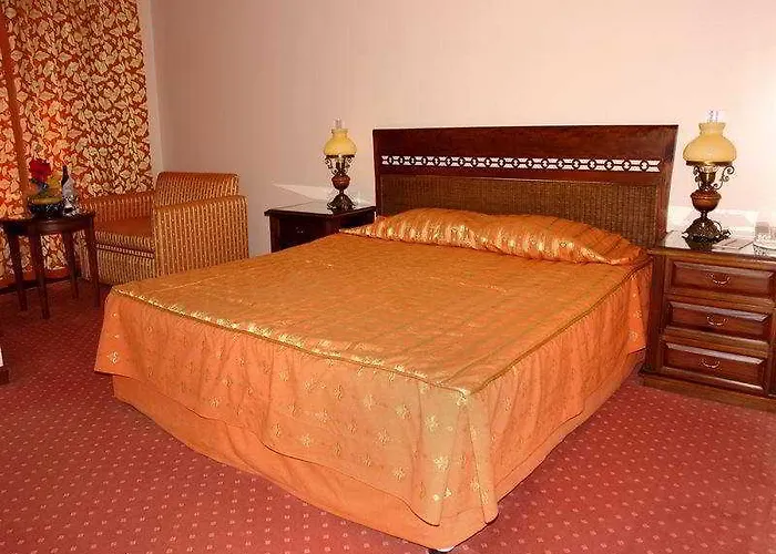 Antik Garden And Antik 3* Avsallar