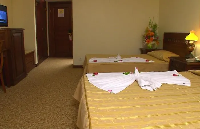 Antik Garden And Antik