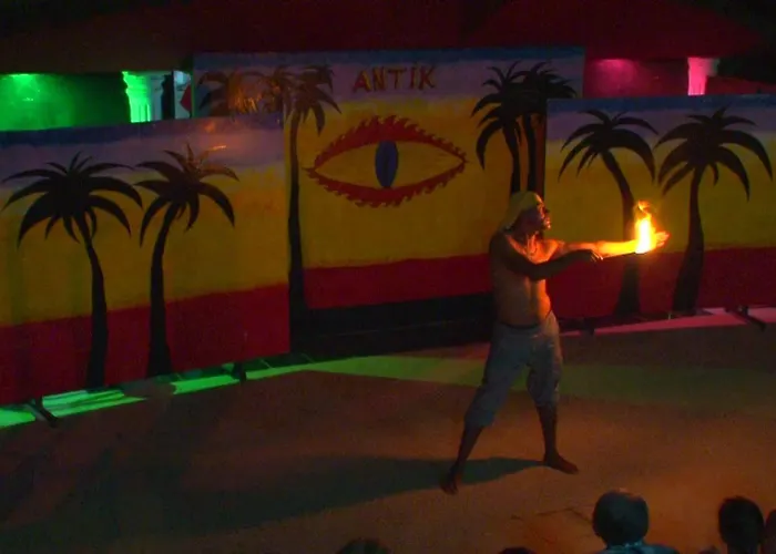 Hotel Antik Garden And Antik